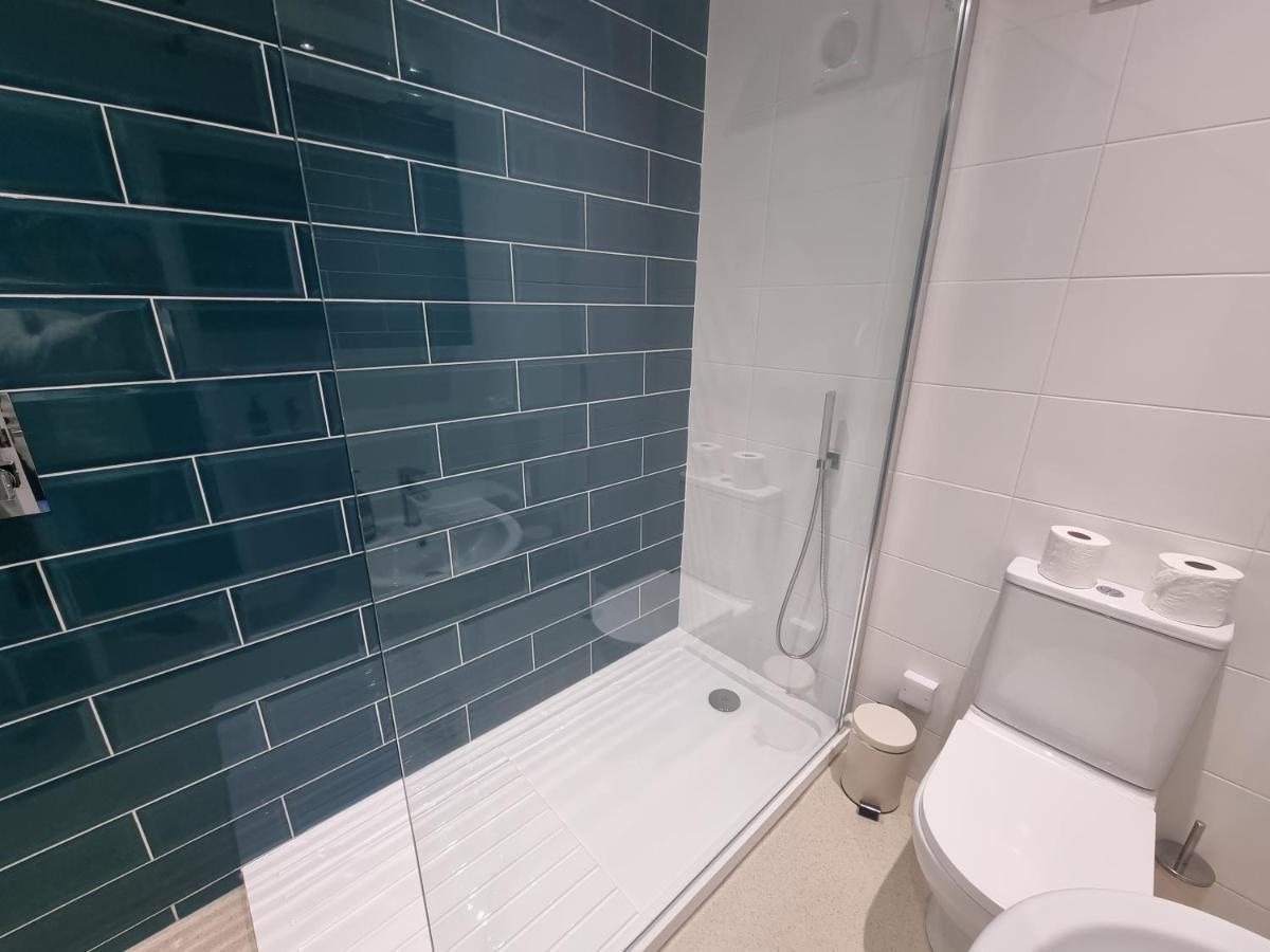 The Bunker-Luxe Central Falmouth Getaway With Stunning Sea Views Kültér fotó