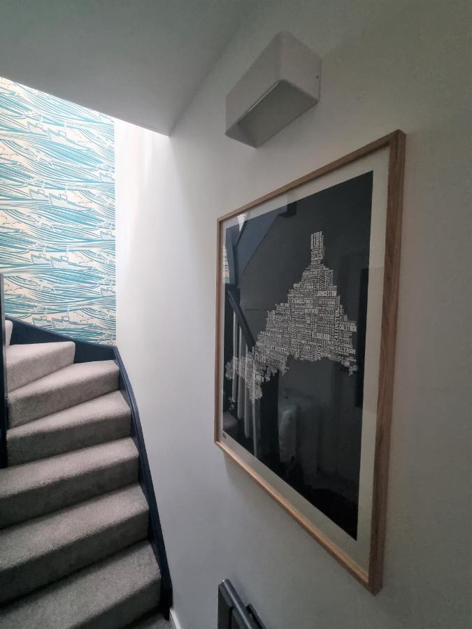 The Bunker-Luxe Central Falmouth Getaway With Stunning Sea Views Kültér fotó