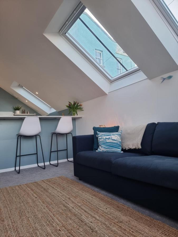 The Bunker-Luxe Central Falmouth Getaway With Stunning Sea Views Kültér fotó