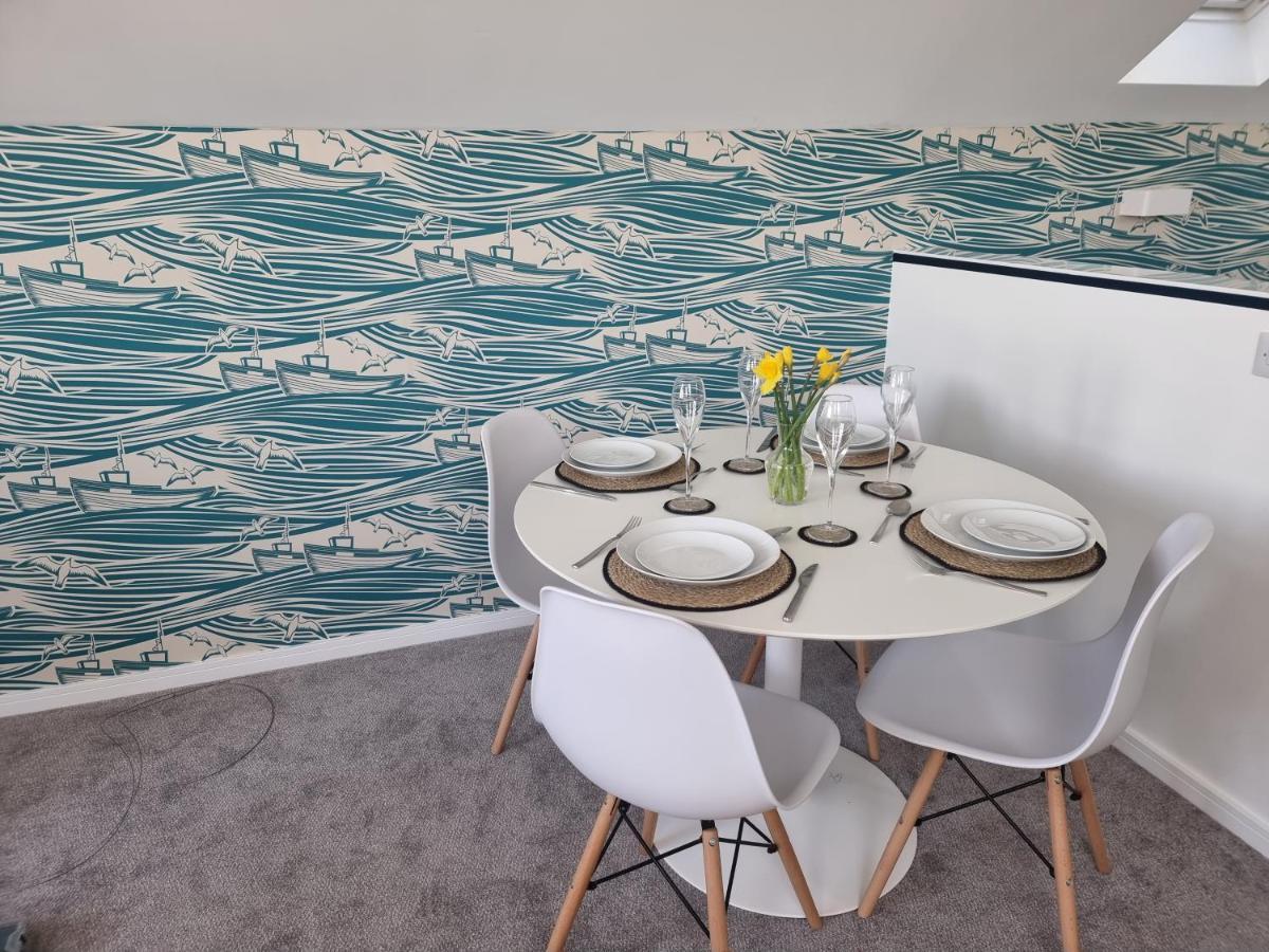 The Bunker-Luxe Central Falmouth Getaway With Stunning Sea Views Kültér fotó